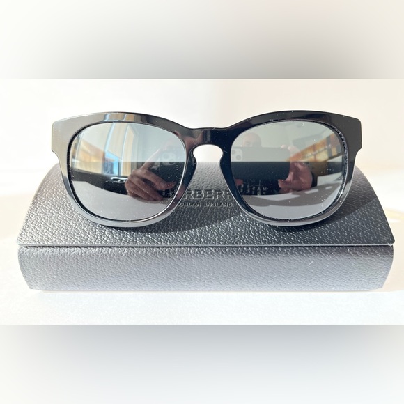 Burberry 4226 Sunglasses Black Havana 360487 New - Picture 1 of 6